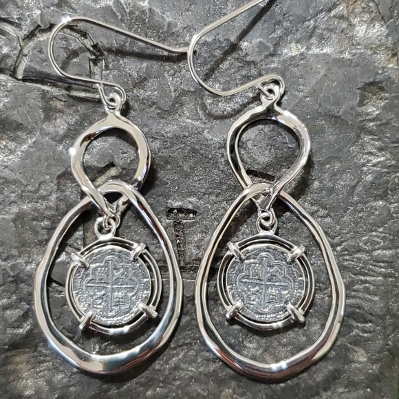 Atocha silver coin earrings - Picture 2 of 6